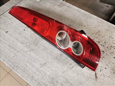 Ford Fiesta Mk5 Jobb hátsó Lámpa 