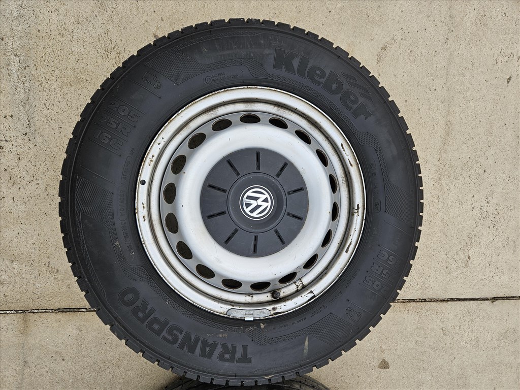  5x120 lyukosztású 6,5J 16" használt Volkswagen lemezfelni 5. kép