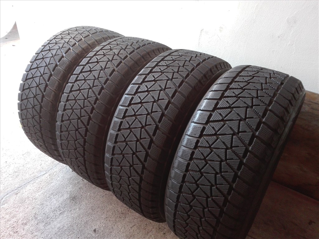 265/55R19 ÚJ Bridgestone téli gumi garnitúra 265/55 r19 1. kép