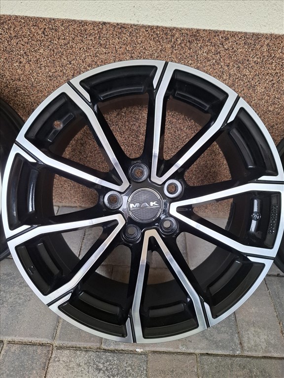  5x114.3 lyukosztású 7j 17" újszerű Mak davinci alufelni 2. kép