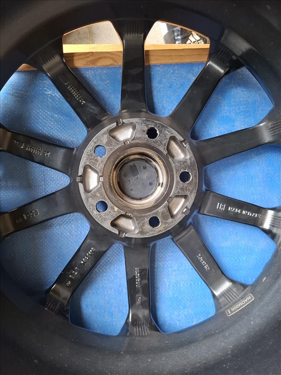  5x114.3 lyukosztású 7j 17" újszerű Mak davinci alufelni 4. kép