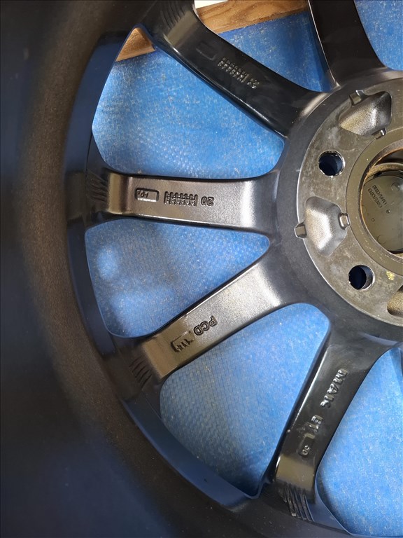  5x114.3 lyukosztású 7j 17" újszerű Mak davinci alufelni 5. kép