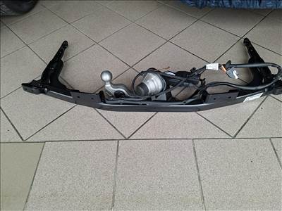 Volkswagen Passat B9 Gyári Vonóhorog 3j0803881