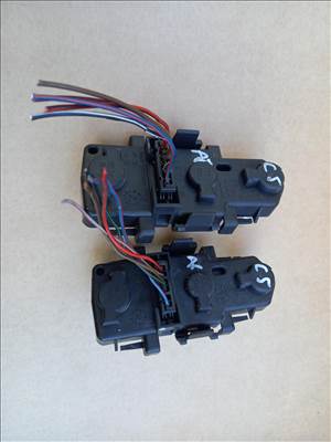 Audi a6 c5 hátsó lámpa foglalat bal jobb