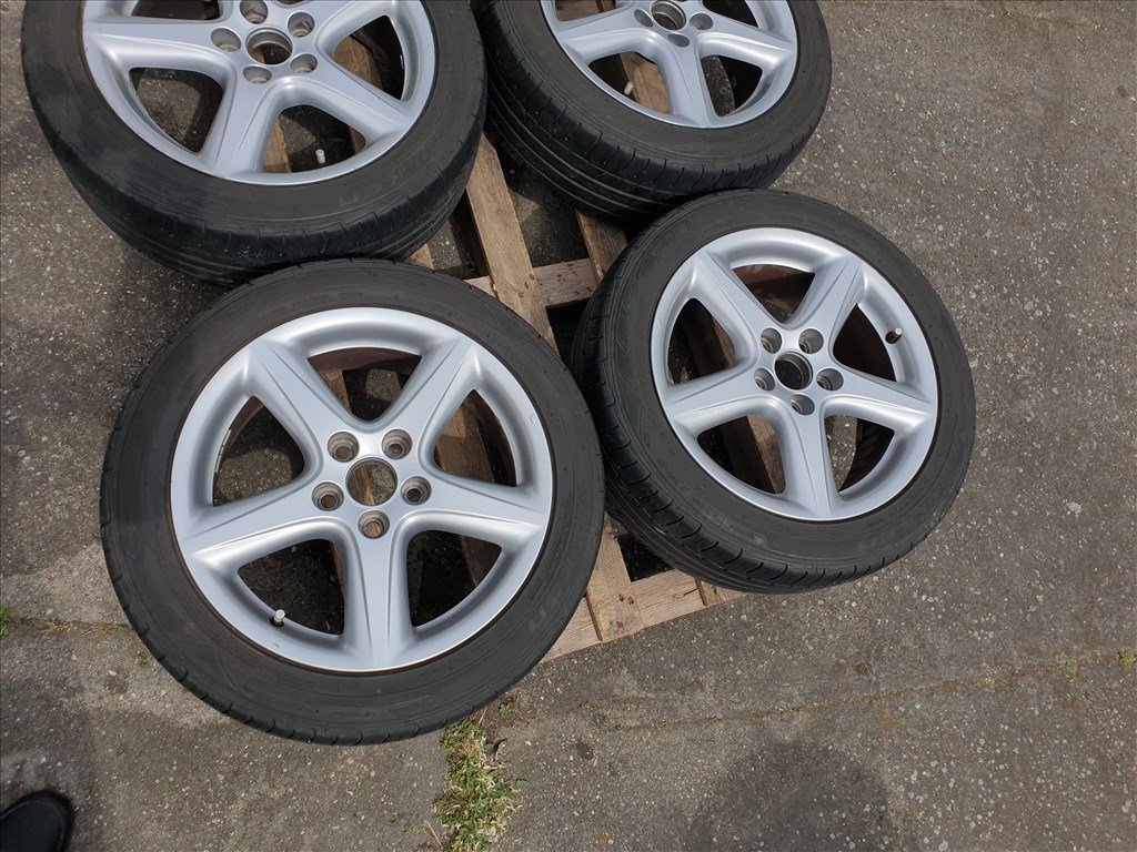 17" 5x114,3 Toyota Avensis 2. kép