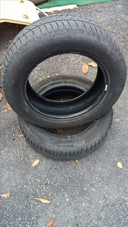 2db 225/60 R18 104H használt Pirelli Sottozero Winter3 téli gumi. 1. kép