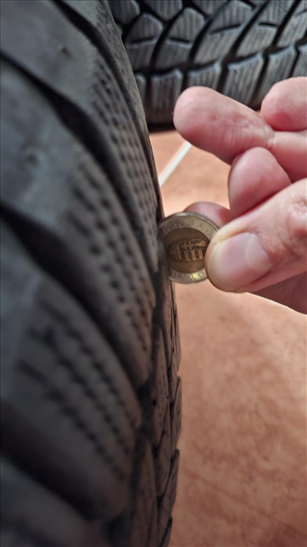  205/5516" használt Firestone téli gumi gumi 6. kép