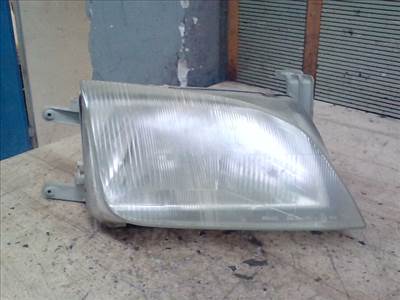 SUZUKI SWIFT 96-05 Jobb első fényszóró