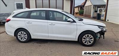 Hyundai I30 2017- jobb első ajtó