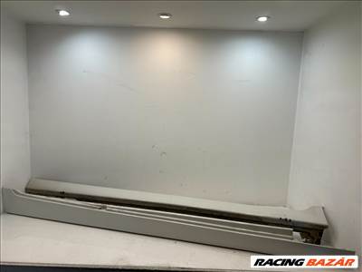 BMW F10 F11 gyári küszöbburkolat pár 7207093