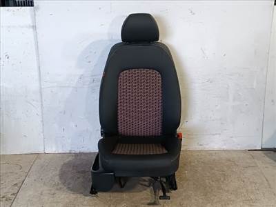 SEAT IBIZA IV Jobb első Ülés