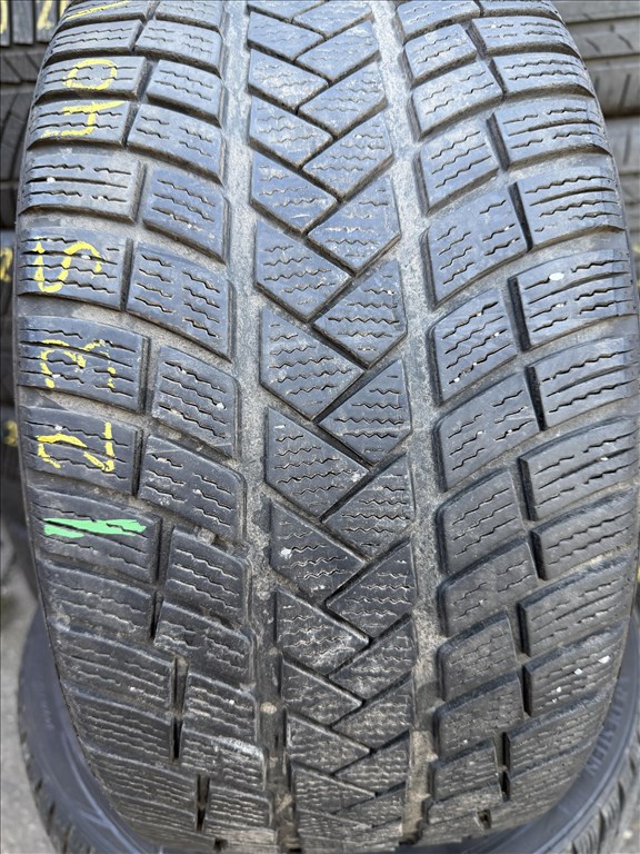 4db 235/40×18″ Vredestein téli gumiabroncs. (3751762) 2. kép