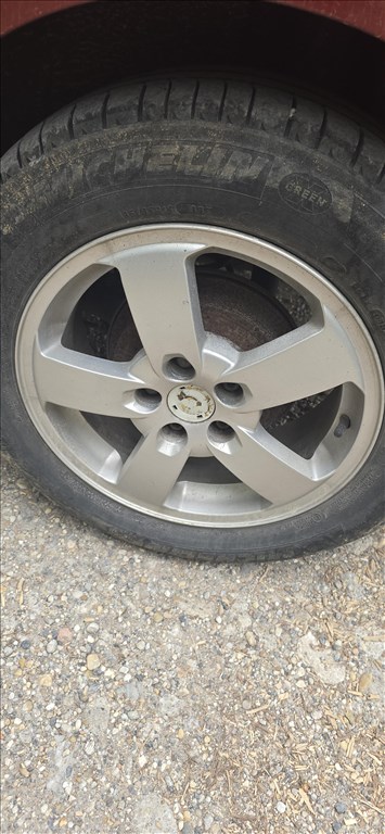 Skoda Fabia II bontott alkatrészei 1.4 16v BXW 13. kép