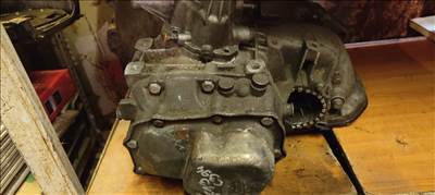 Opel Combo váltó F17 W394 (55565135)