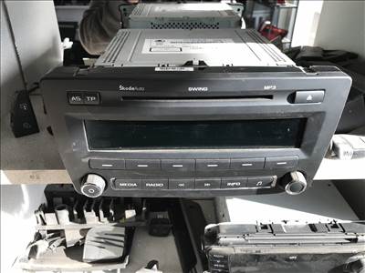 Skoda Octavia II FL * SWING fejegység 1z0035161m