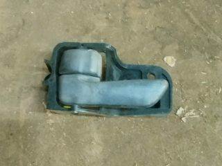 Toyota Carina E Bal első Belső Kilincs *130358* 6927420040