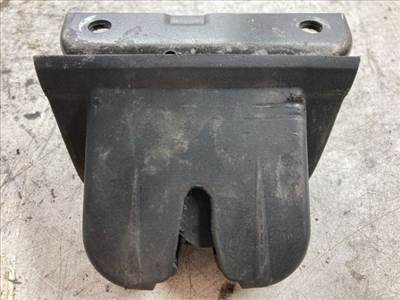 AUDI A6 C5 Csomagtérajtó Zárszerkezet