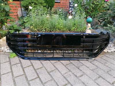 Volkswagen Passat B9 hűtőrács. 