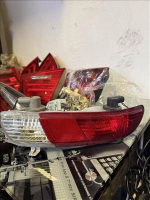 BMW 6-os sorozat E63/E64 Bmw E63 bal hátsó csomagtér lámpa 6911899