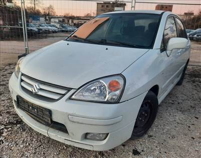 Suzuki Liana bontott alkatrészei