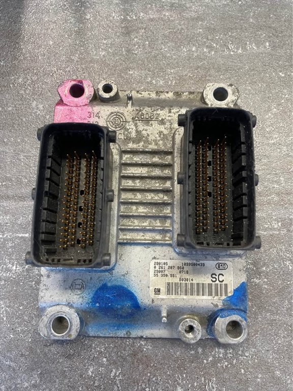 Opel Corsa motorvezérlő 55350551 0261207960 1. kép