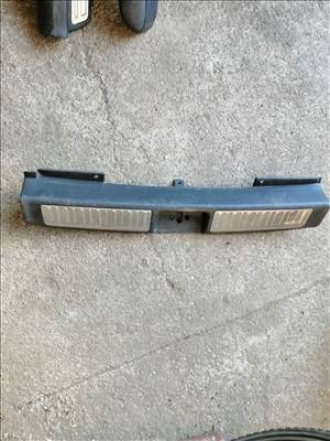 Mitsubishi Outlander I 2.0 4WD Hátfal borítás  mn151050