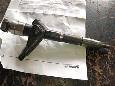 Nissan Pathfinder R51 2.5Dci porlasztó  bosch16600eb300