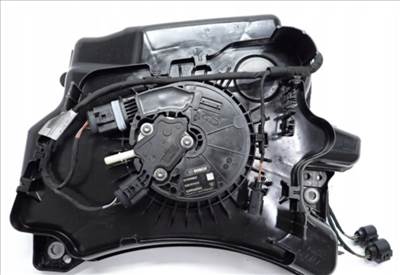 Skoda Octavia IV Adblue tartály, Adblue szivattyúval 5q0131969e 5Q0131969E