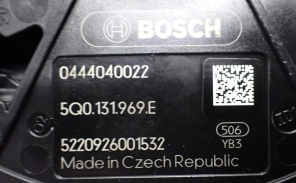 Skoda Octavia IV Adblue tartály, Adblue szivattyúval 5q0131969e 5Q0131969E 2. kép