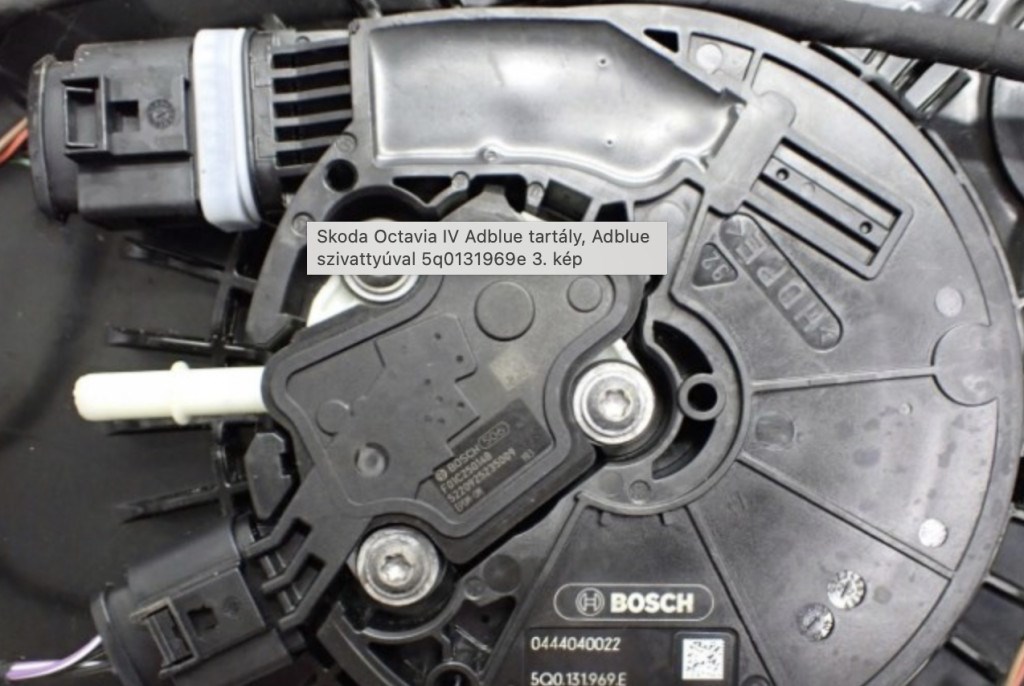 Skoda Octavia IV Adblue tartály, Adblue szivattyúval 5q0131969e 5Q0131969E 3. kép