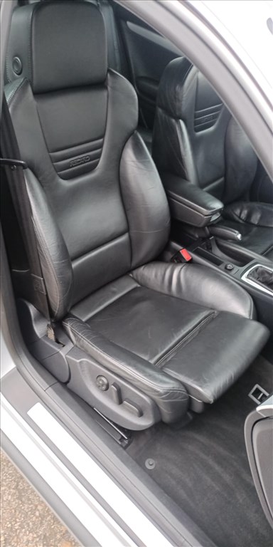 Audi S4 RECARO FÜTHETÖ bőrbelső (memóriás 2. kép