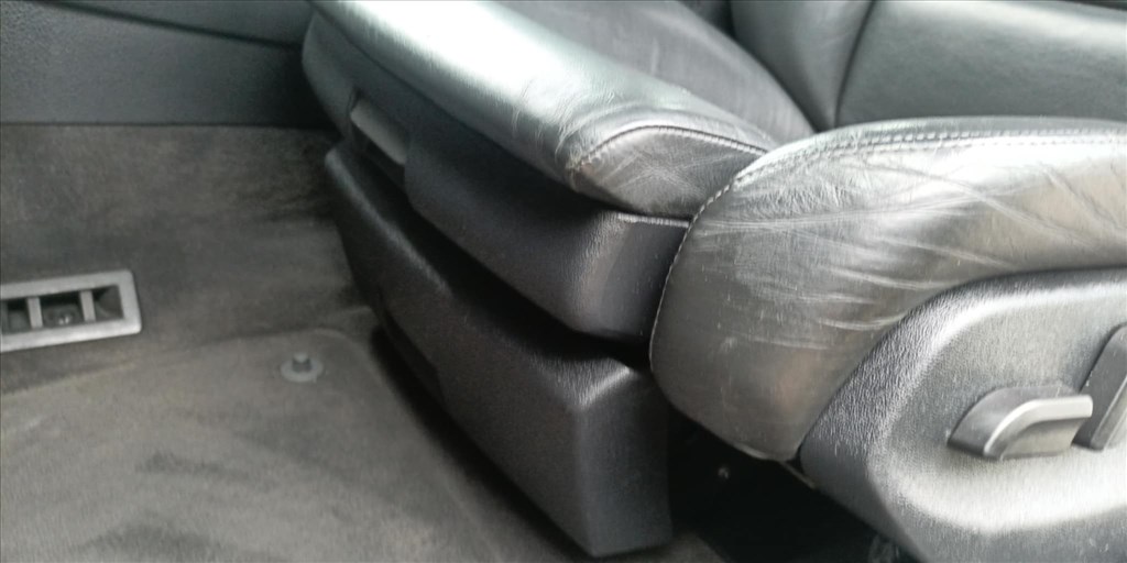 Audi S4 RECARO FÜTHETÖ bőrbelső (memóriás 4. kép