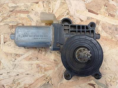 Smart Fortwo (1997-2006) Jobb Első Ajtó Ablakemelő Motor 
