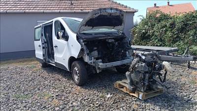 Opel Vivaro B bontott alkatrészei