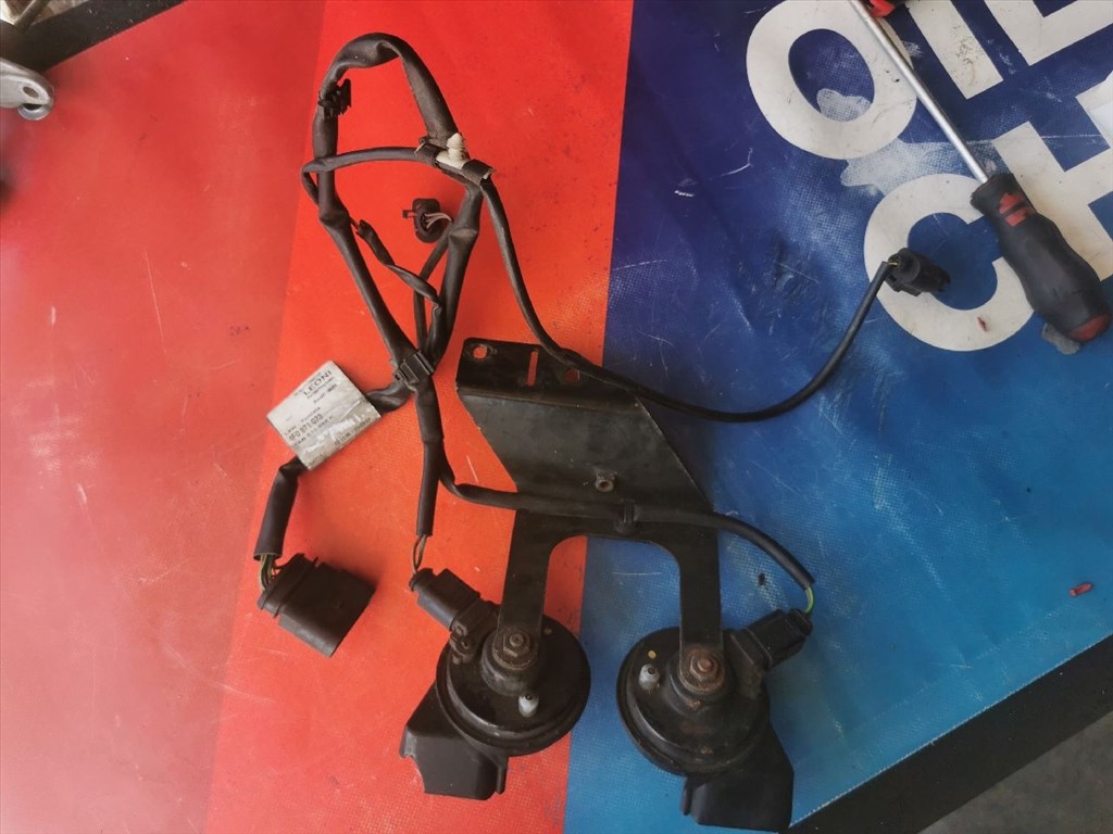 Audi A6 (C6 - 4F) C6 - 4F AUDI A6 C6 Kürt DUDA 4f0951229 2. kép