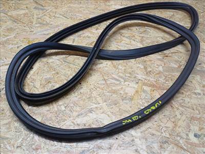 Subaru Impreza (2008-2012) Csomagtérajtó Kéder Gumi 