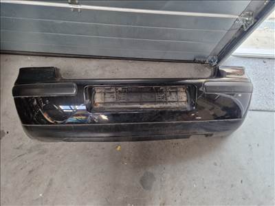 Volkswagen Golf IV hátsó lökhárító LC9Z színkóddal (29973)