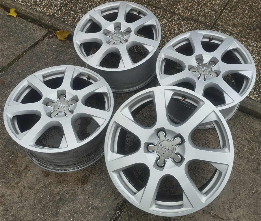 5x112 17 Audi gyári alufelni r17 " 66,5 agyméret Q5 A4 A6 Q3 4. kép