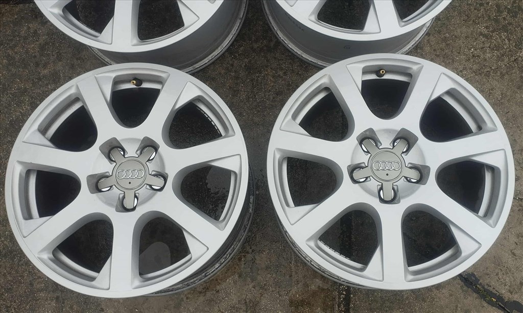 5x112 17 Audi gyári alufelni r17 " 66,5 agyméret Q5 A4 A6 Q3 6. kép