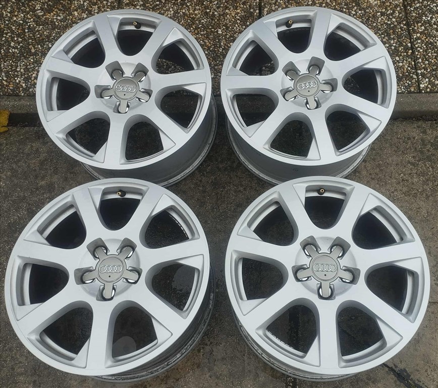 5x112 17 Audi gyári alufelni r17 " 66,5 agyméret Q5 A4 A6 Q3 2. kép