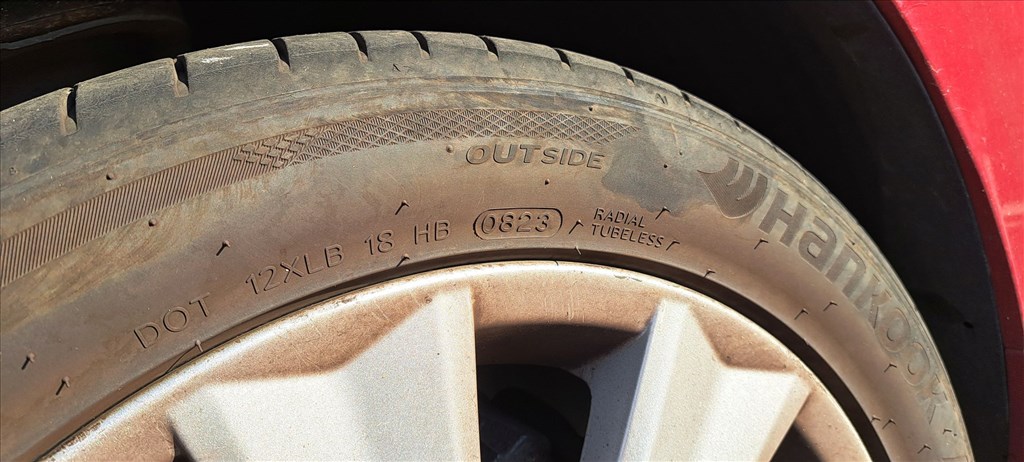 Hankook Ventus Prime4 205/50 R17 Nyári gumik 4 db DOT: 0823 1. kép