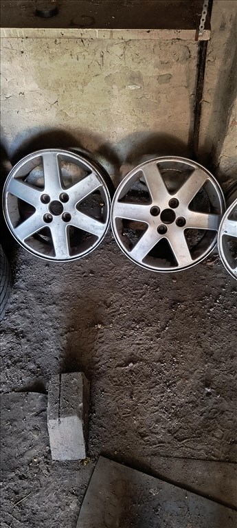  4x100 lyukosztású 5JJ 15" használt (gyári felni) alufelni 4. kép