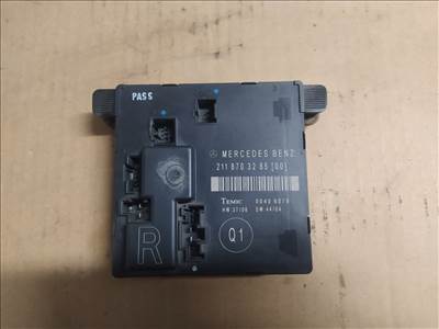 Mercedes W211 jobb hátsó ajtómodul - elektronika 2118703285