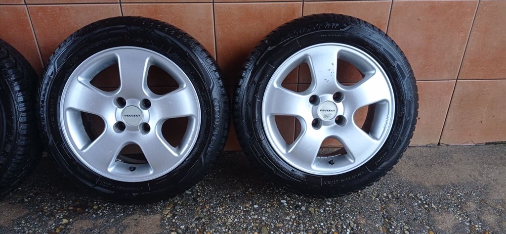PEUGEOT 206 15" ALUFELNI 4X108 TÉLI 175/65R15 GUMIVAL OLCSÒN!!! 2. kép