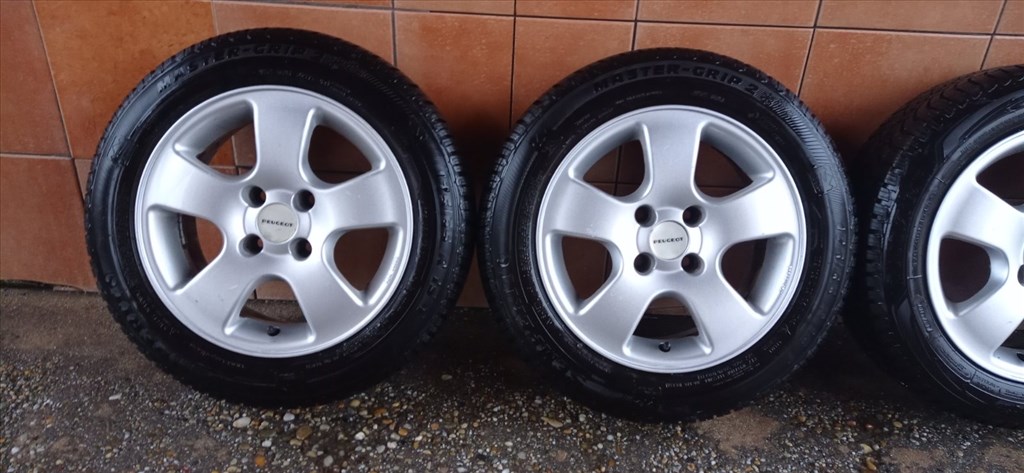 PEUGEOT 206 15" ALUFELNI 4X108 TÉLI 175/65R15 GUMIVAL OLCSÒN!!! 3. kép