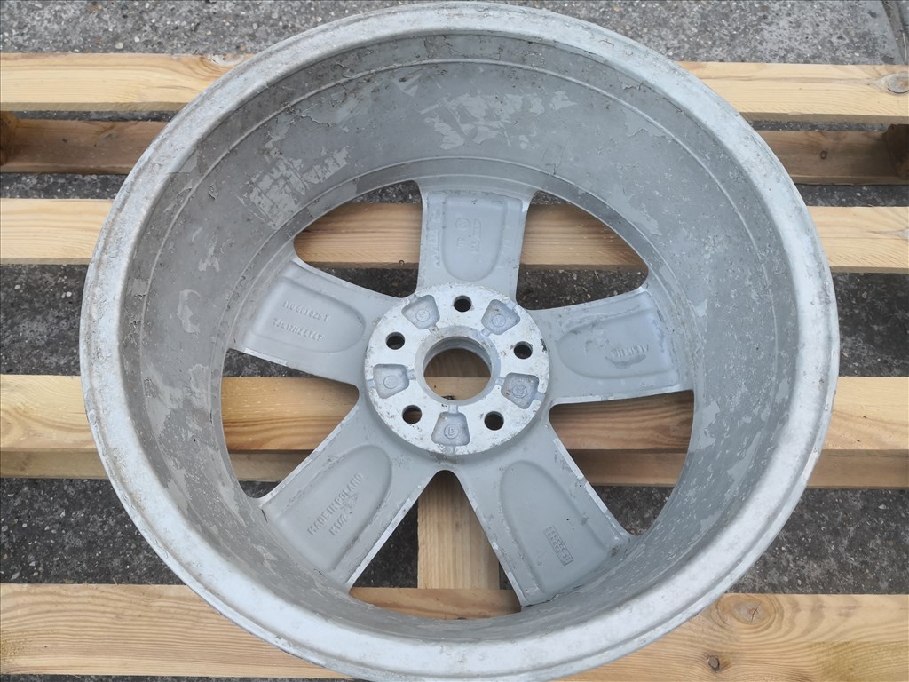 1db Volkswagen 17-es gyári alufelni 4. kép