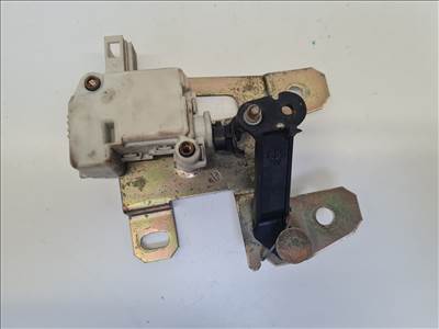 Volkswagen Golf IV kombi, Volkswagen Bora kombi csomagtér nyitó motor (25596) 1j9827425d