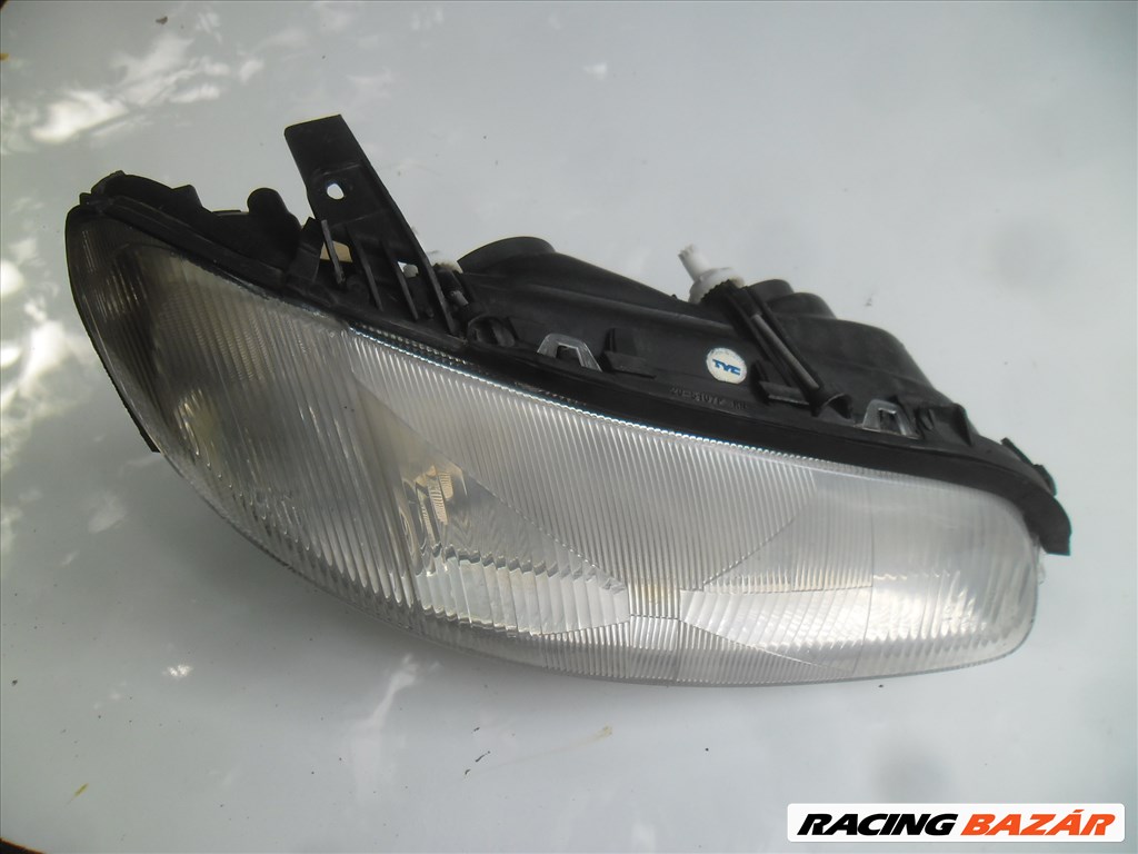 Opel Omega B jobb fényszóró 1. kép