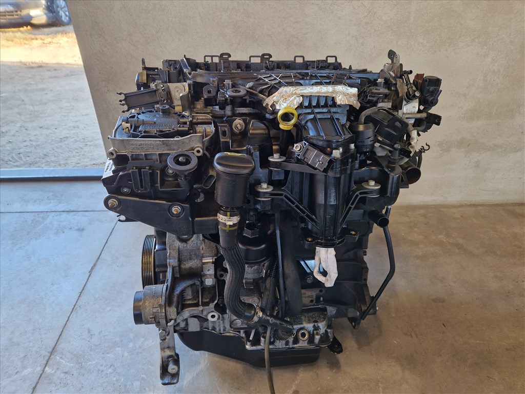 FORD KUGA II 2.0 TDCI UFMA motor  1. kép