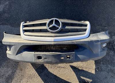 Mercedes Sprinter II W906 W906 Facelift csavaros eleje 